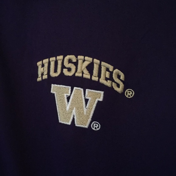 MEN’S NWOT LARGE UofW HUSKIES FOOTBALL POLO SHIRT - Picture 2 of 6